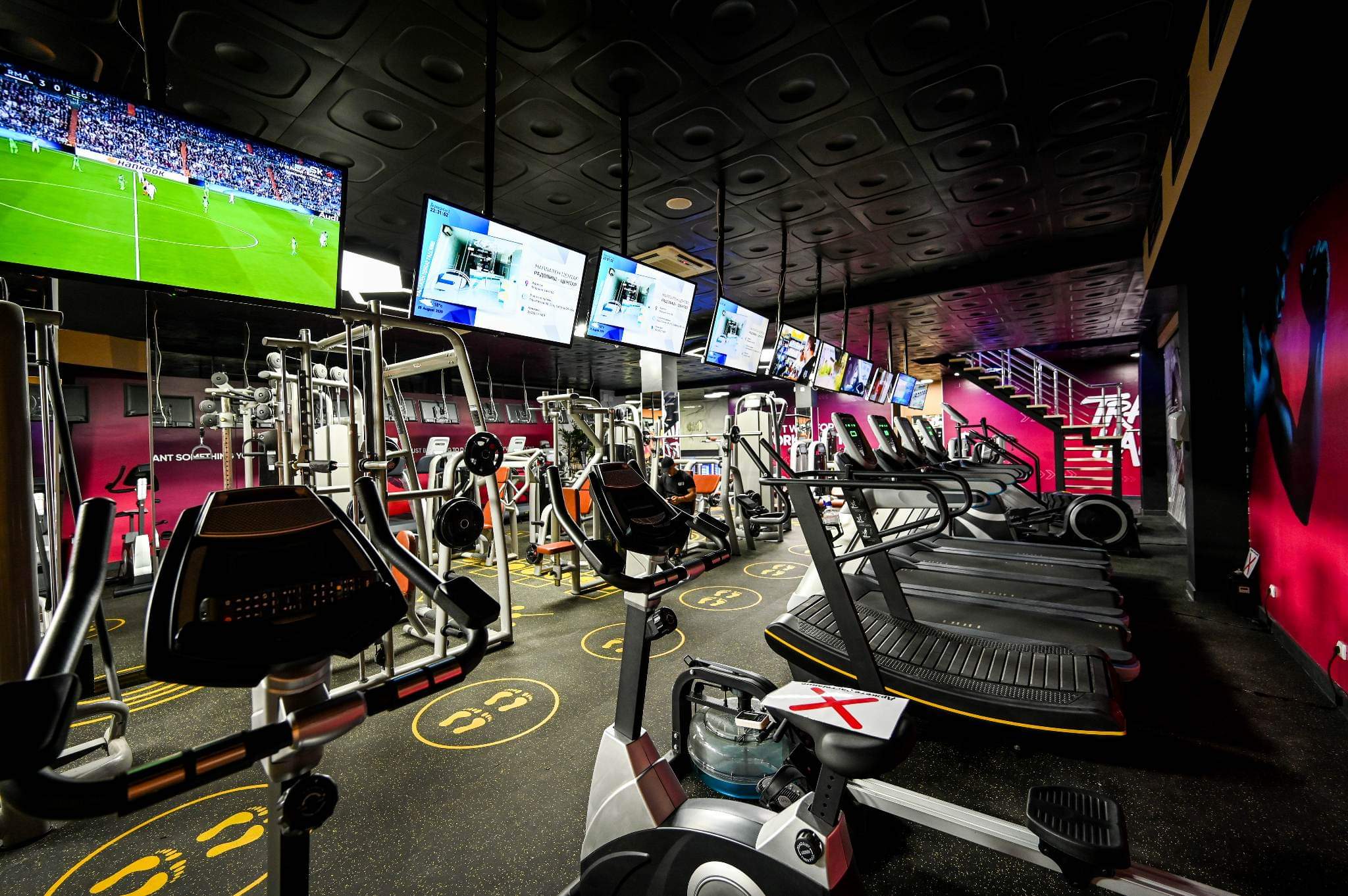 CITY GYM - 2